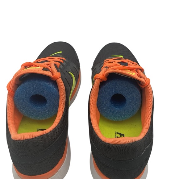 Nike running woman’s 616694-005 Black and Orange Athletic Shoes size 8.5 fitsole - Picture 5 of 7